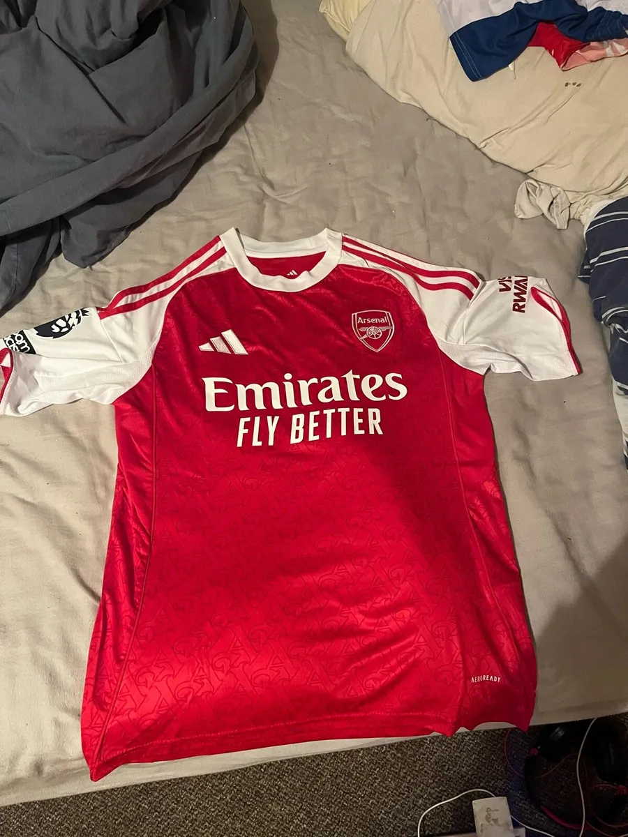 Arsenal jersey - Image 1