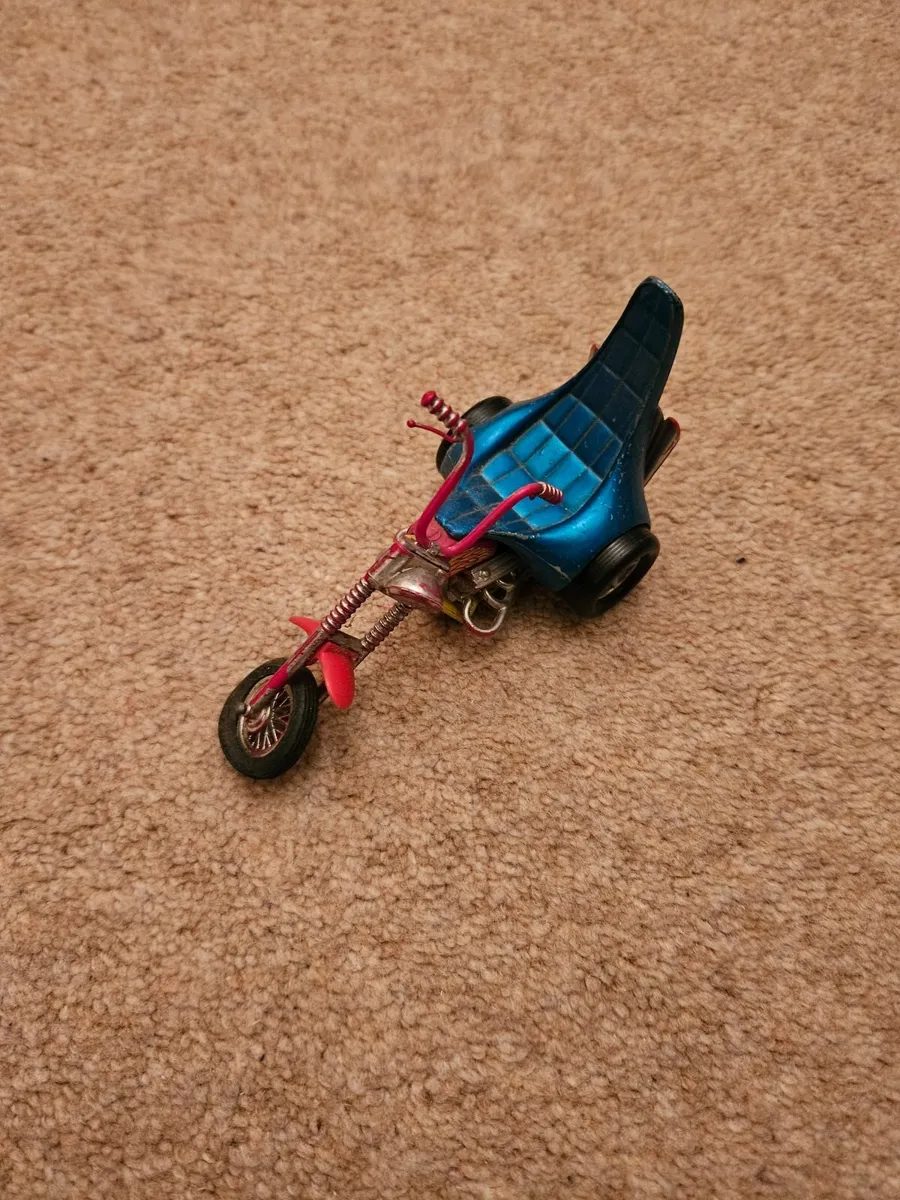 Matchbox Superkings Chopper - Image 2