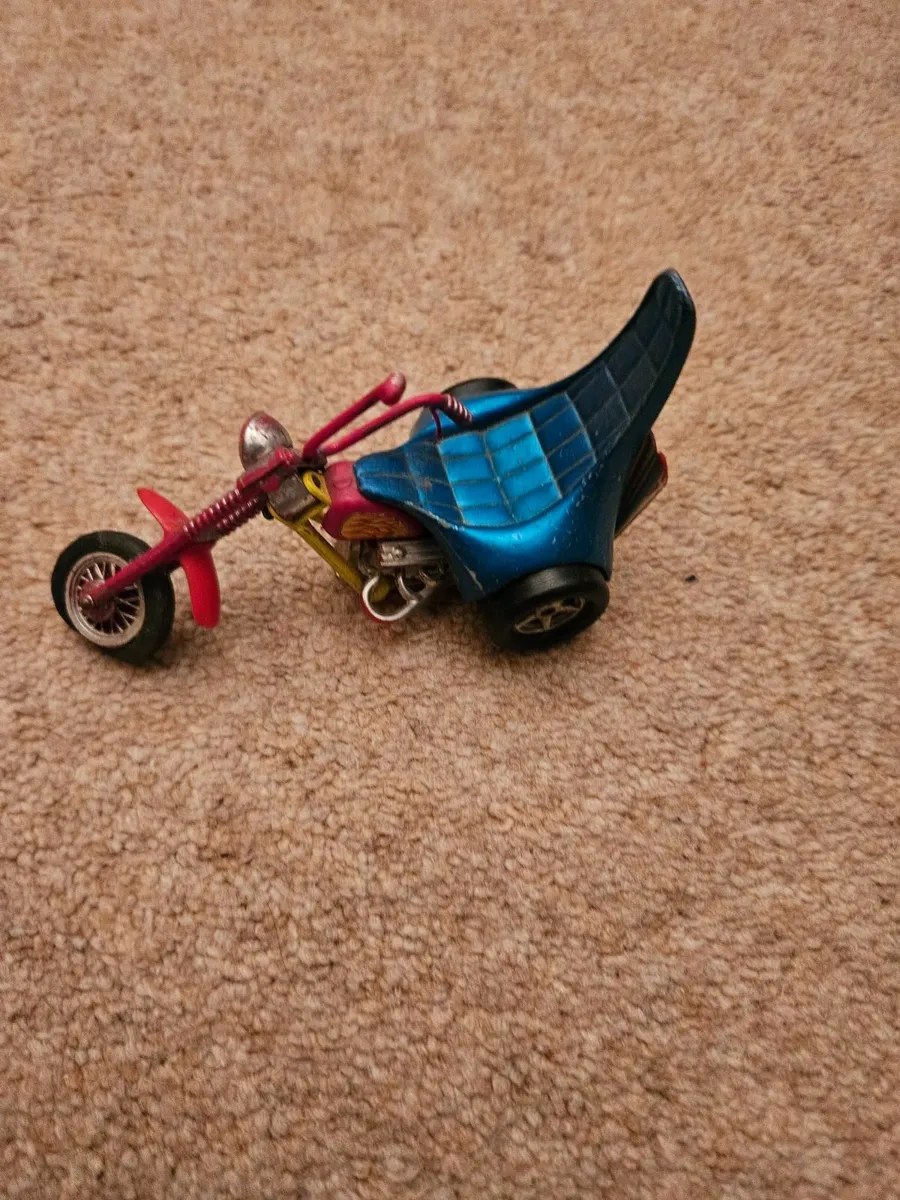 Matchbox Superkings Chopper - Image 4