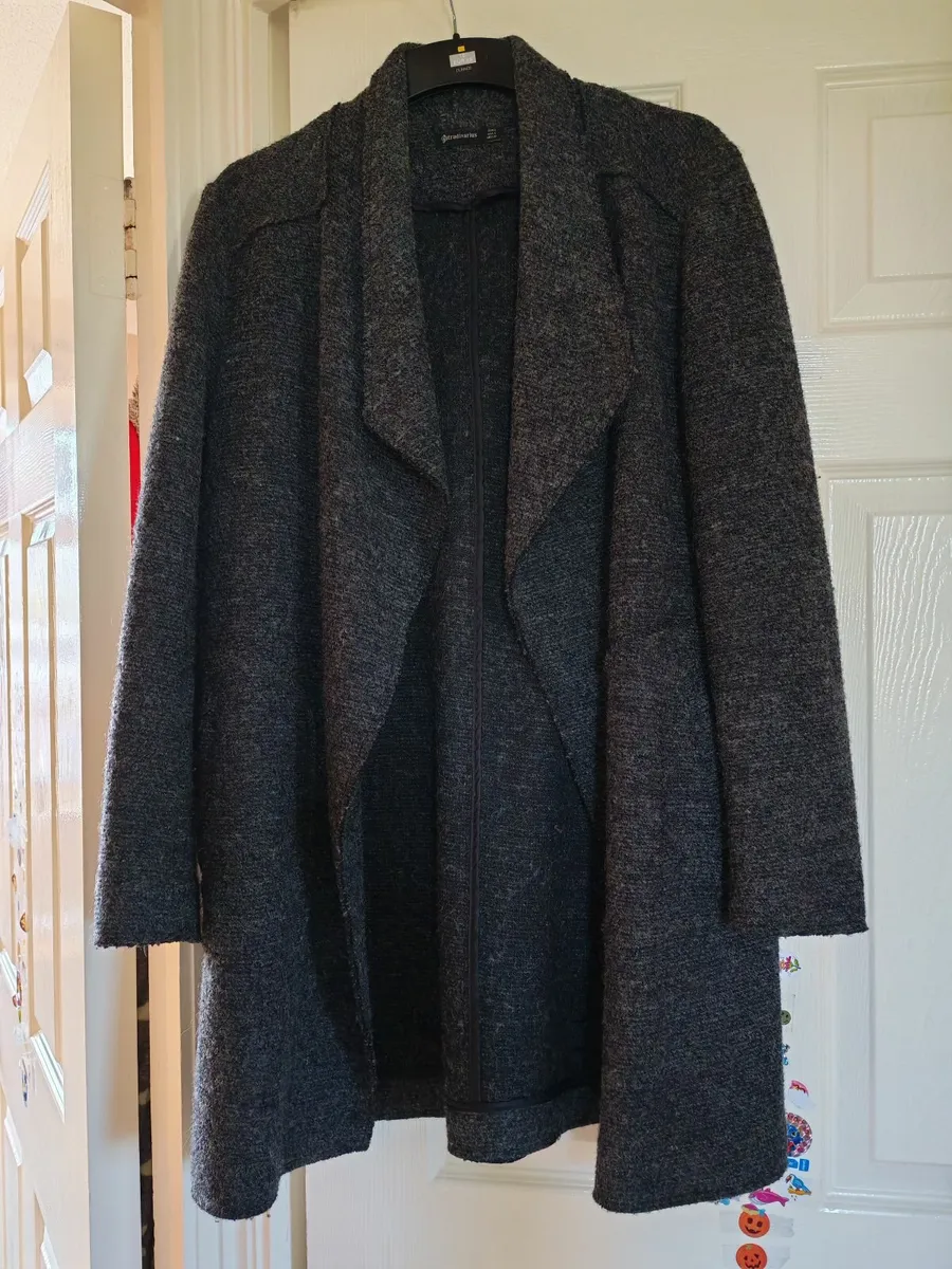 Stradivarius Wooly Cardigan Size 8 - Image 2