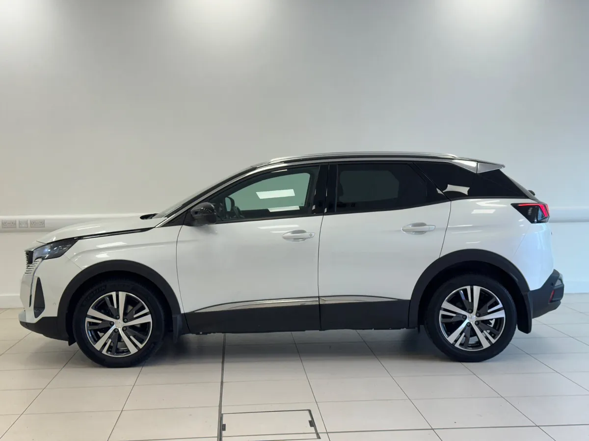 Peugeot 3008 2023 - Image 4