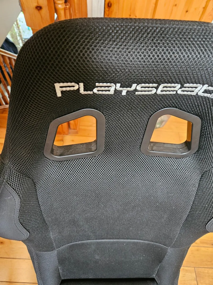 Playseat Evolution gaming - Image 4