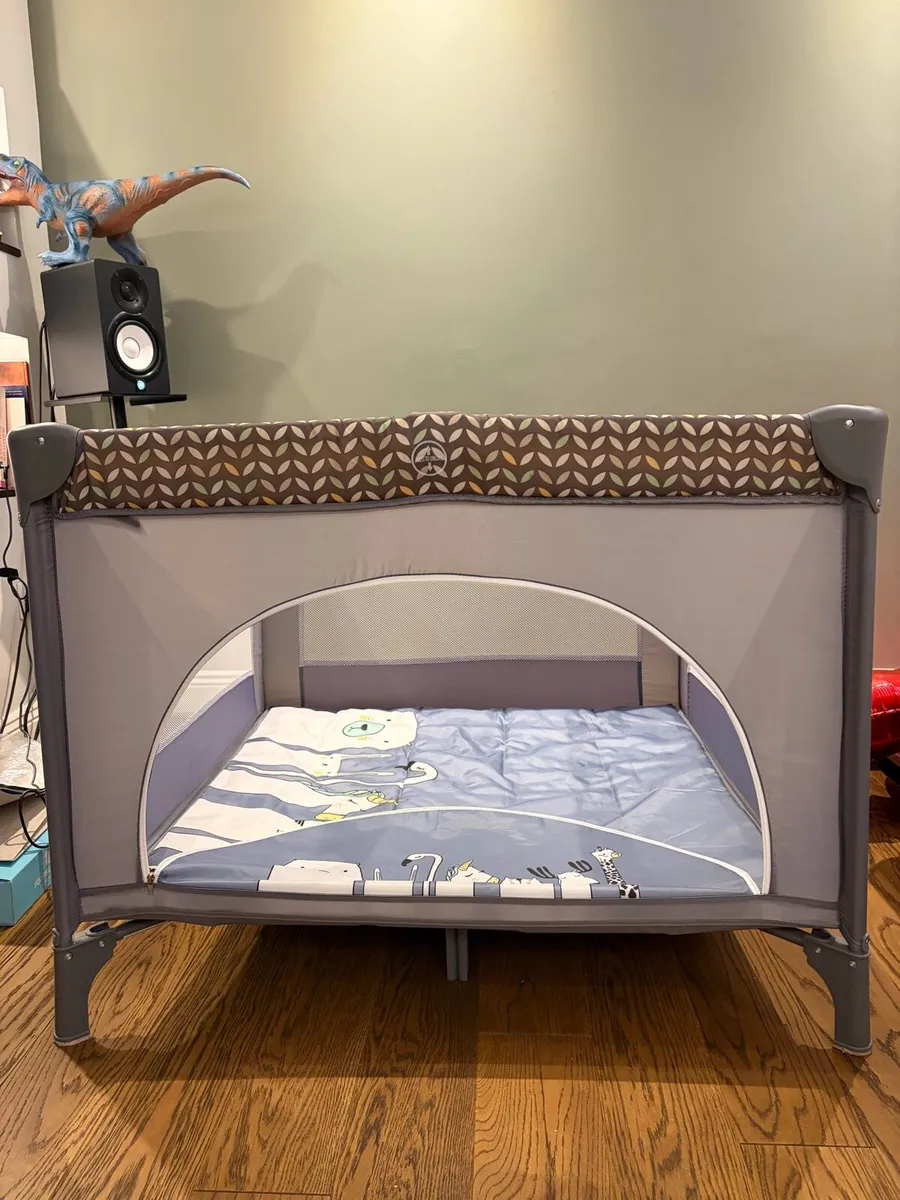 Baby playpen - Image 2