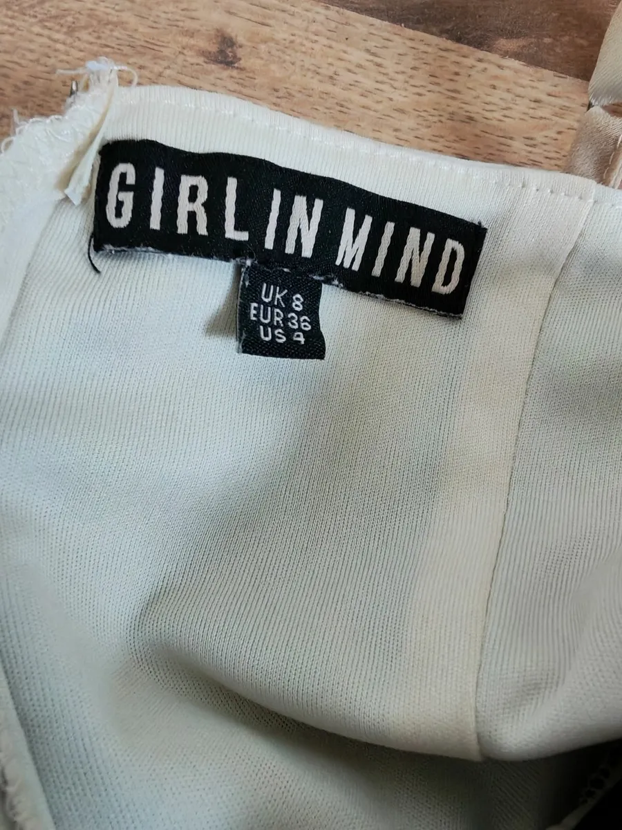 Girls/Ladies Occasion Dress - Image 2