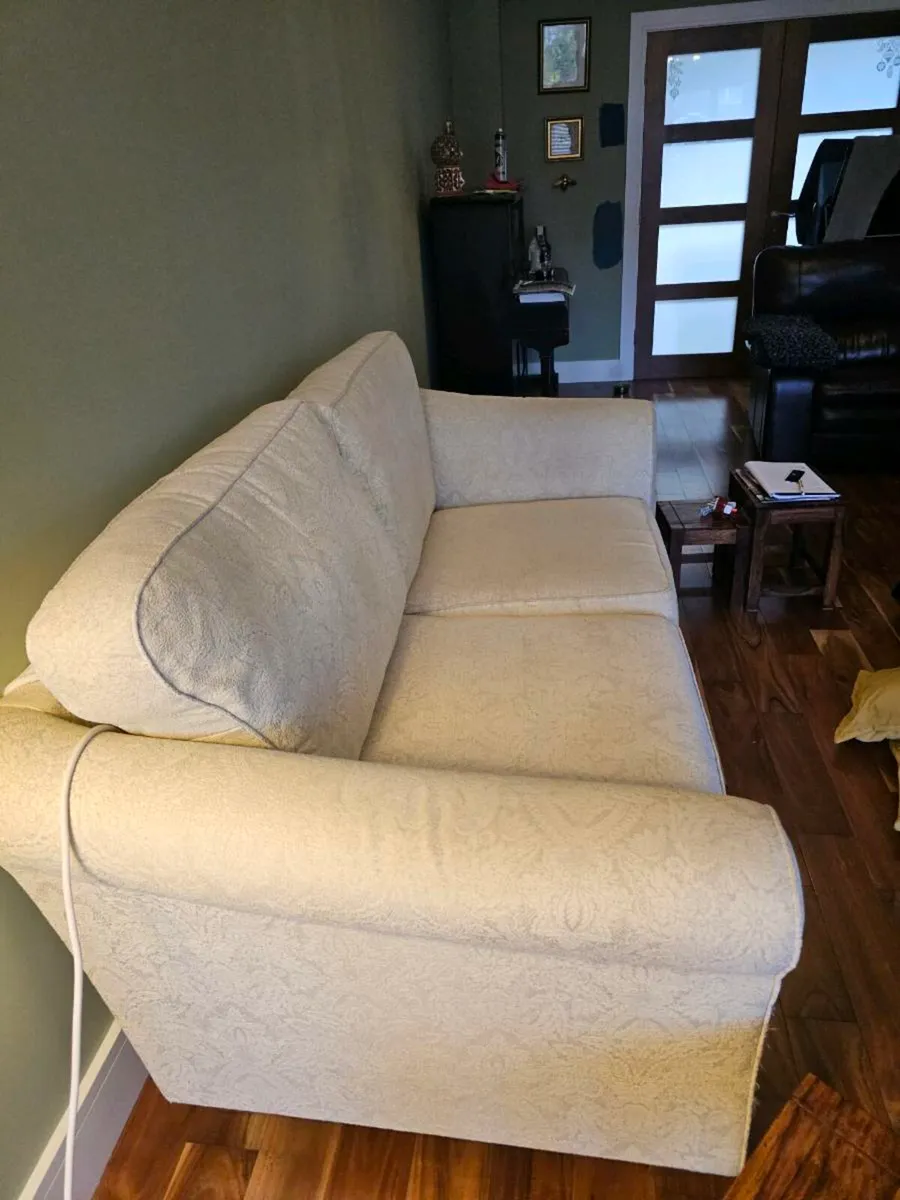 2 seater sofa - Image 4