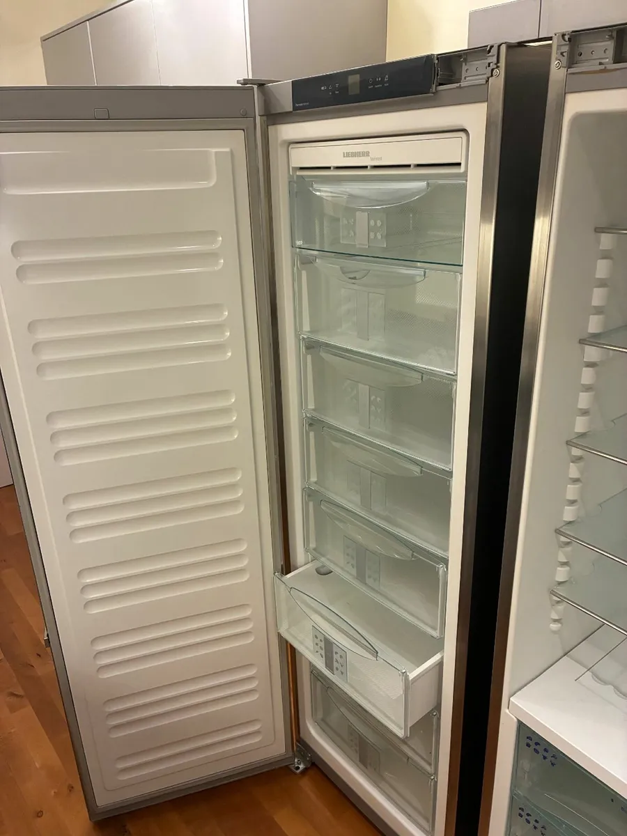 Liebherr Fridge and Freezer for Sale - Image 3