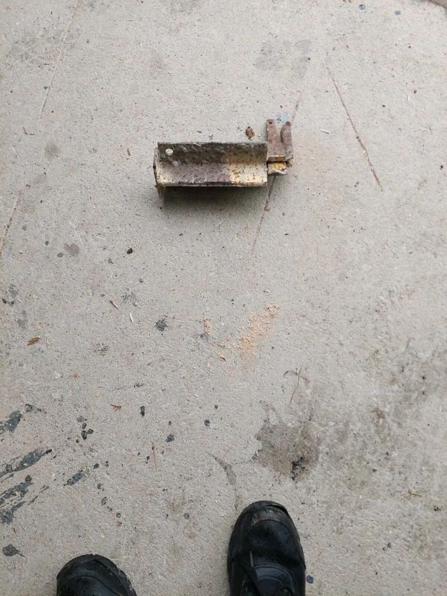 Scaffolding jacks and single boards bars - Image 2