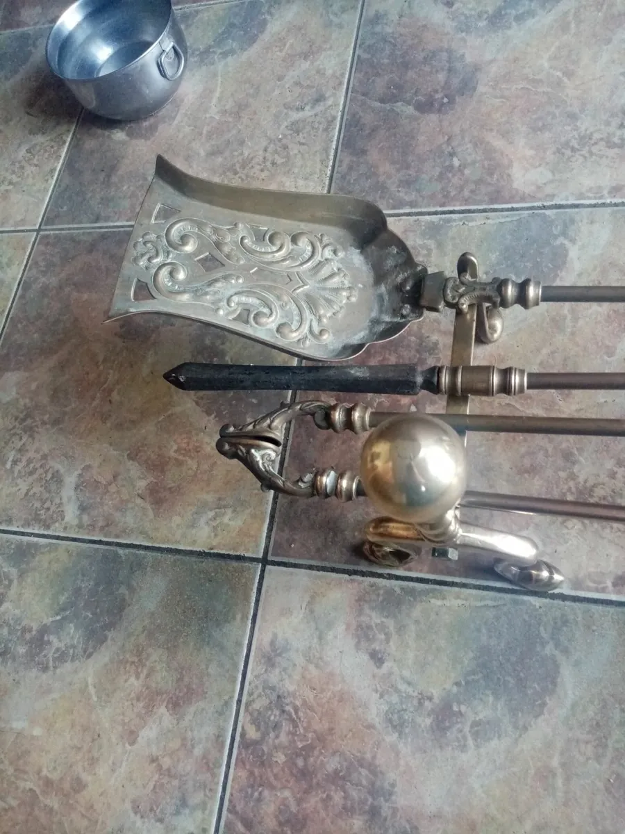 Set  victorian fire Irons. - Image 2