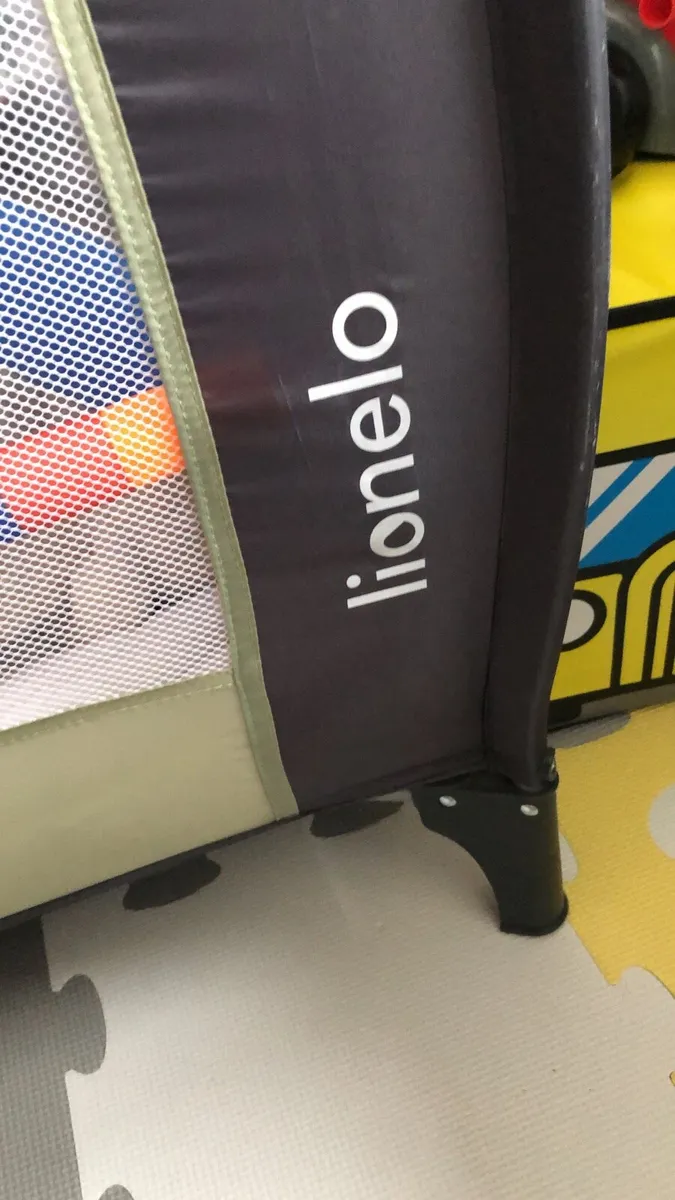 Travel cot - Image 3