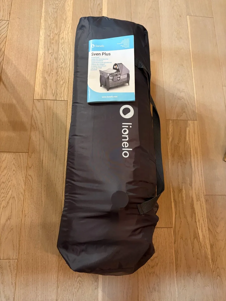 Travel cot - Image 4