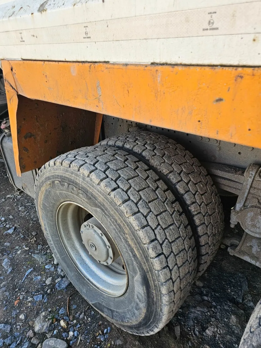 Mercedes-Benz Other 2007 - Image 3