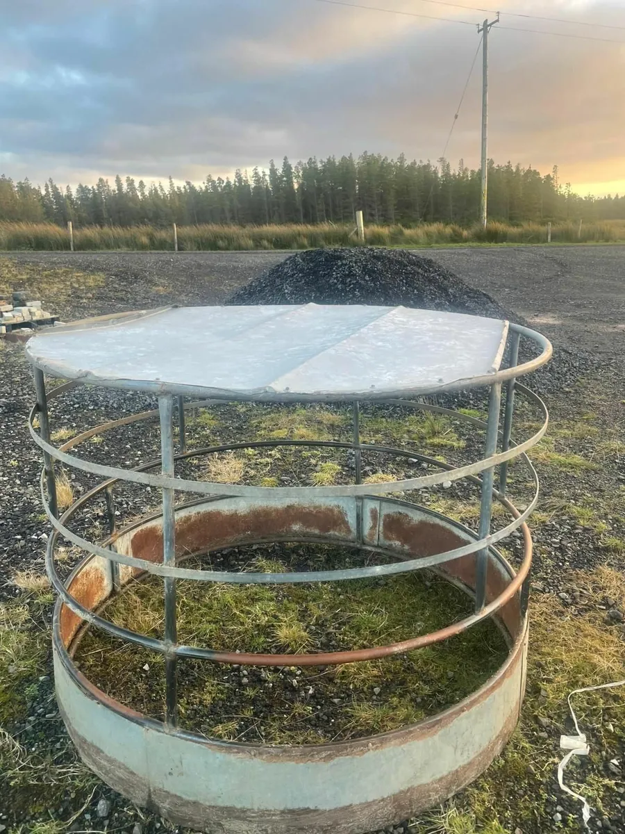 Sheep feeders for sale - Image 3