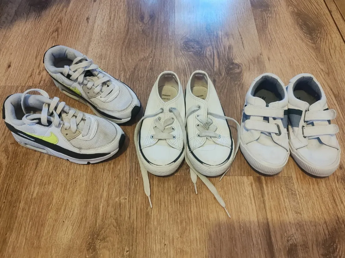 Boys Runners €5 for the lot - Image 2