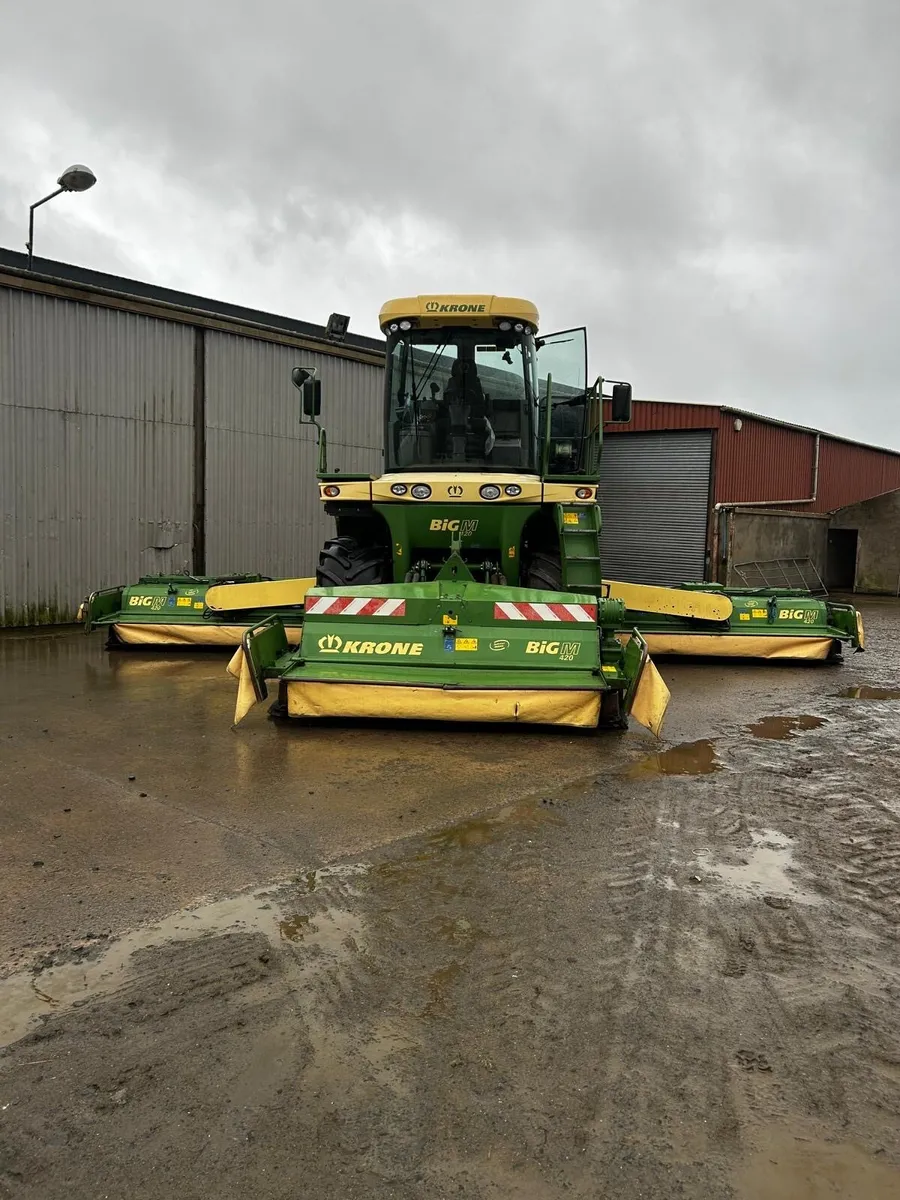 2016 BIG M 420 - Image 1