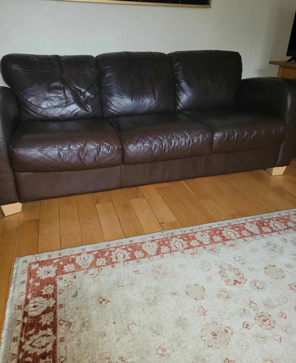 3 seater sofa bed - Image 1