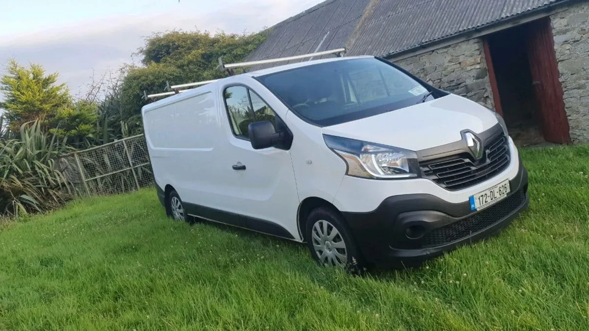 Renault Trafic LWB - Image 1