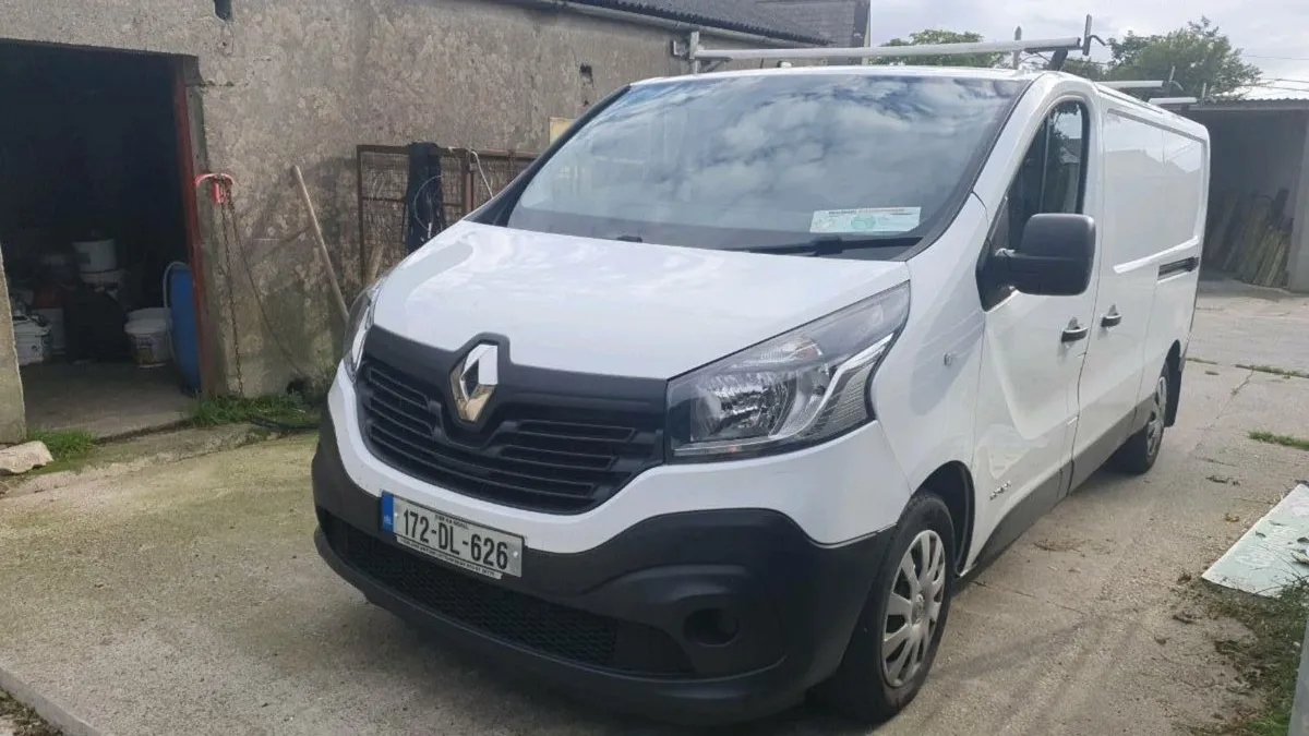 Renault Trafic LWB - Image 4
