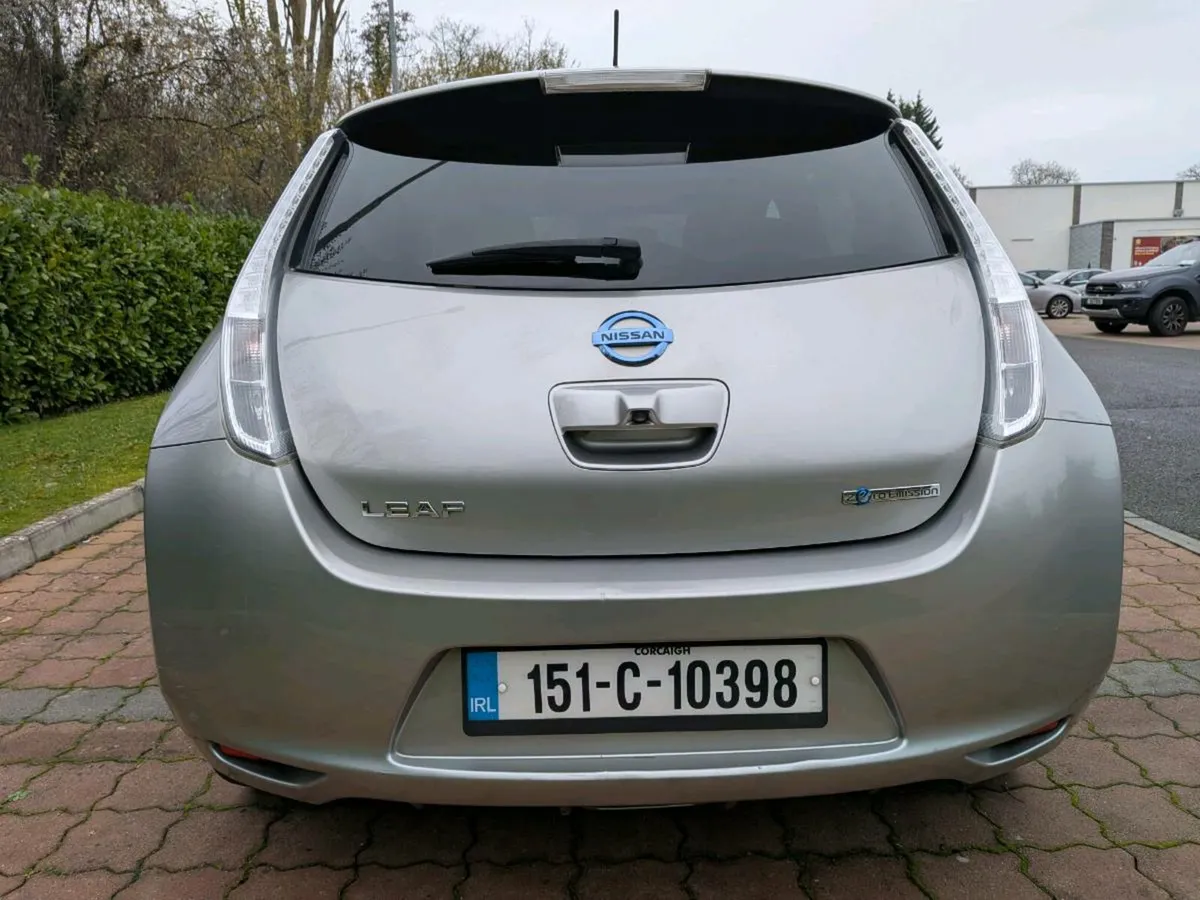 Nissan Leaf Electric Car - Image 4
