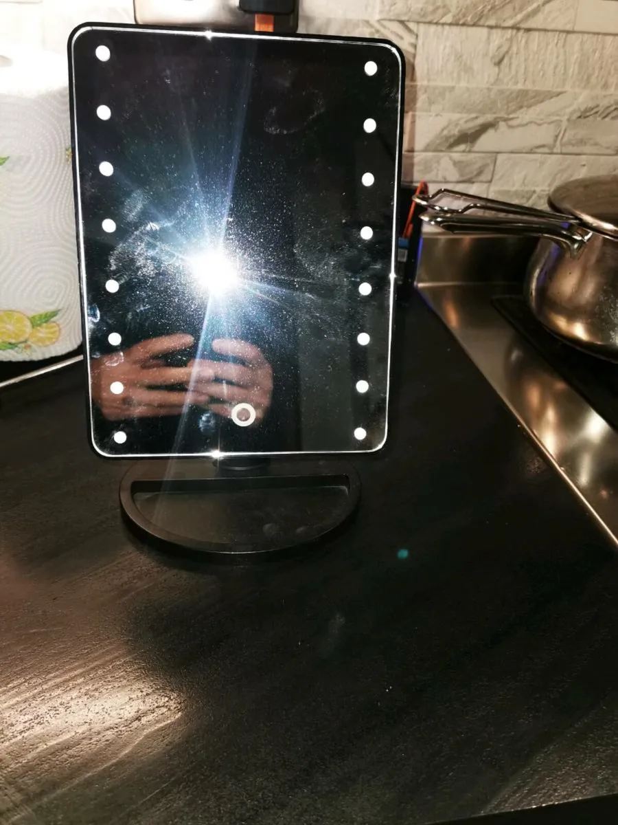 Mirror with light - Image 1