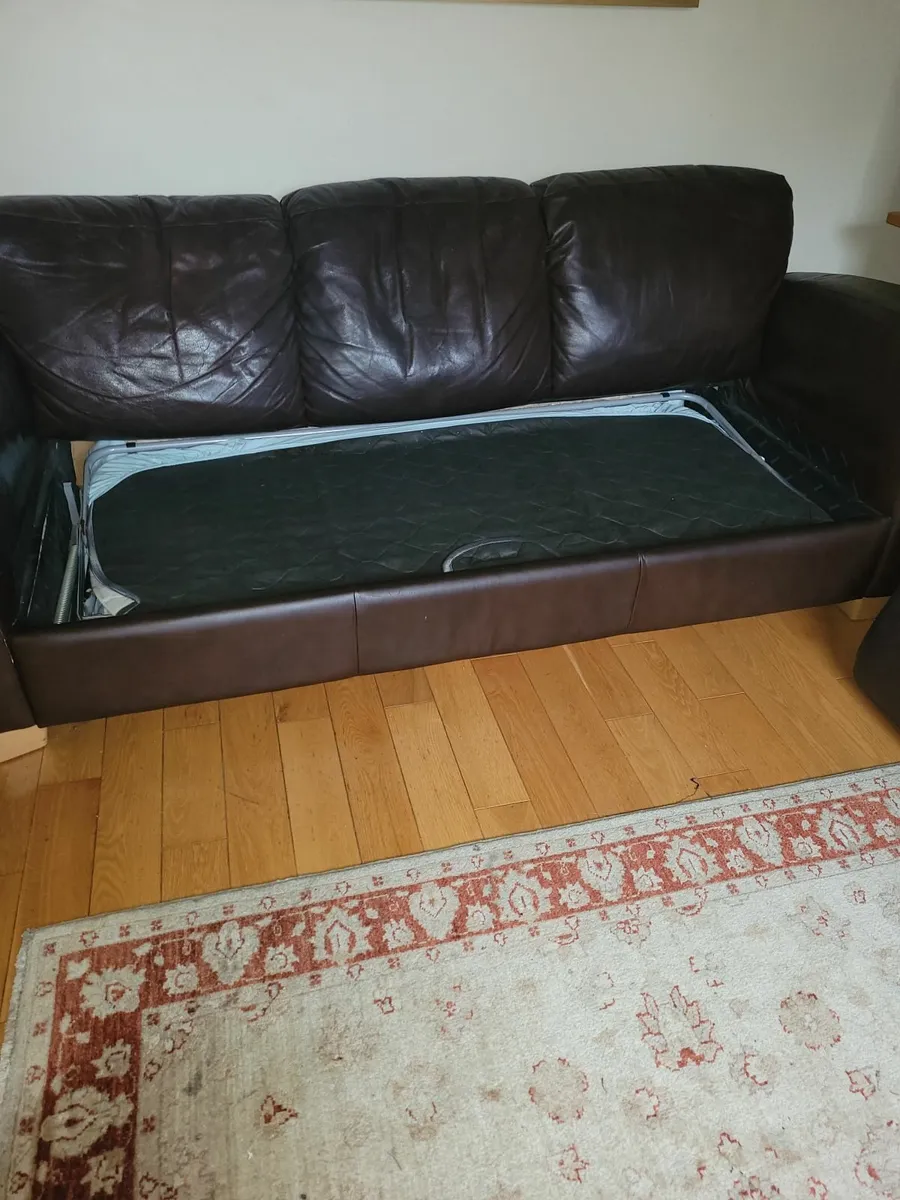 3 seater sofa bed - Image 4