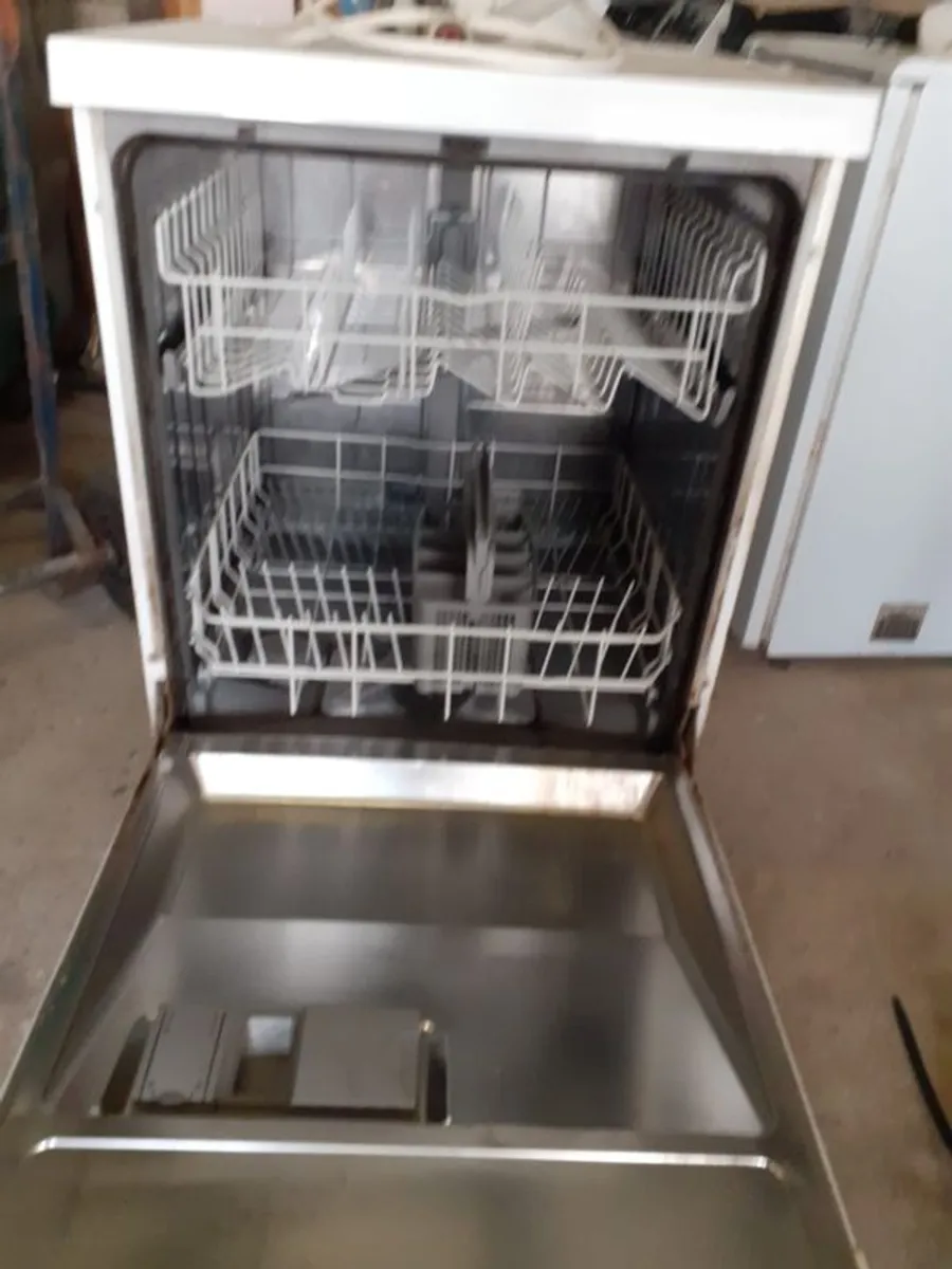 Bosch Dishwasher - Image 3