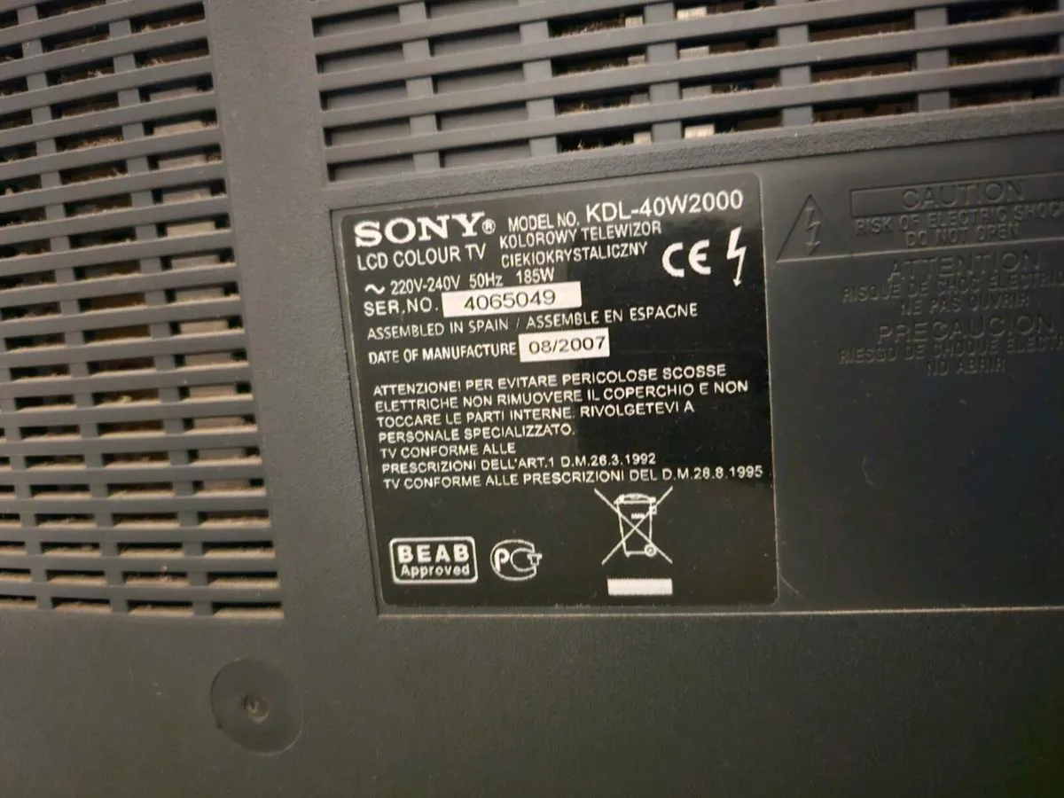 Sony Bravia 40" TV - Image 2