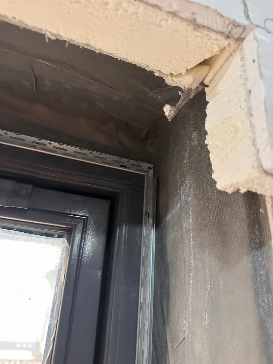 Reliable PAINTING & HANDYMAN SERVICES - Image 4