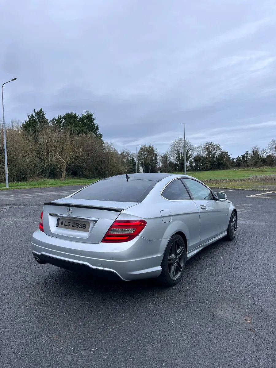 Mercedes Benz C220 *AMG SPEC* - Image 2