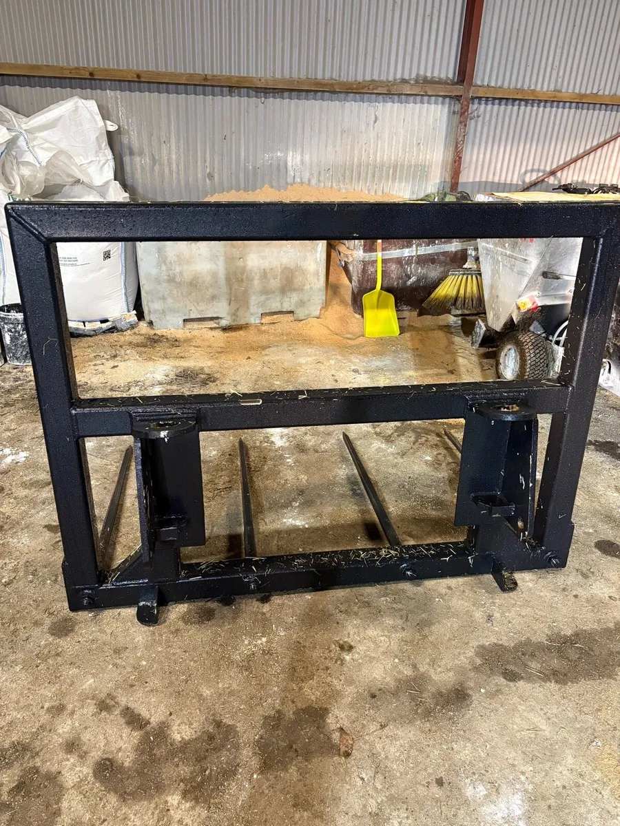 Bale spike - Image 3