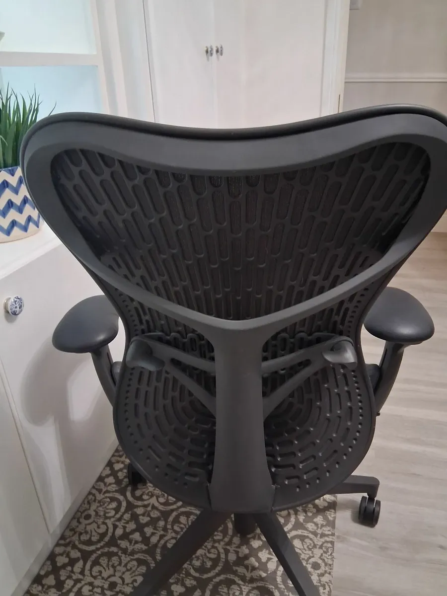 Herman Miller Mirra 2 Ergonomic Office Chair - Image 4