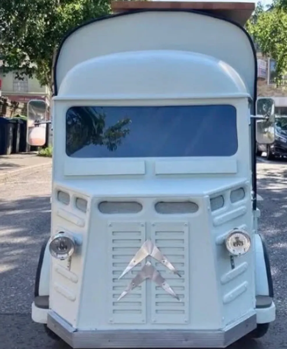 Food/Market Truck - Image 3