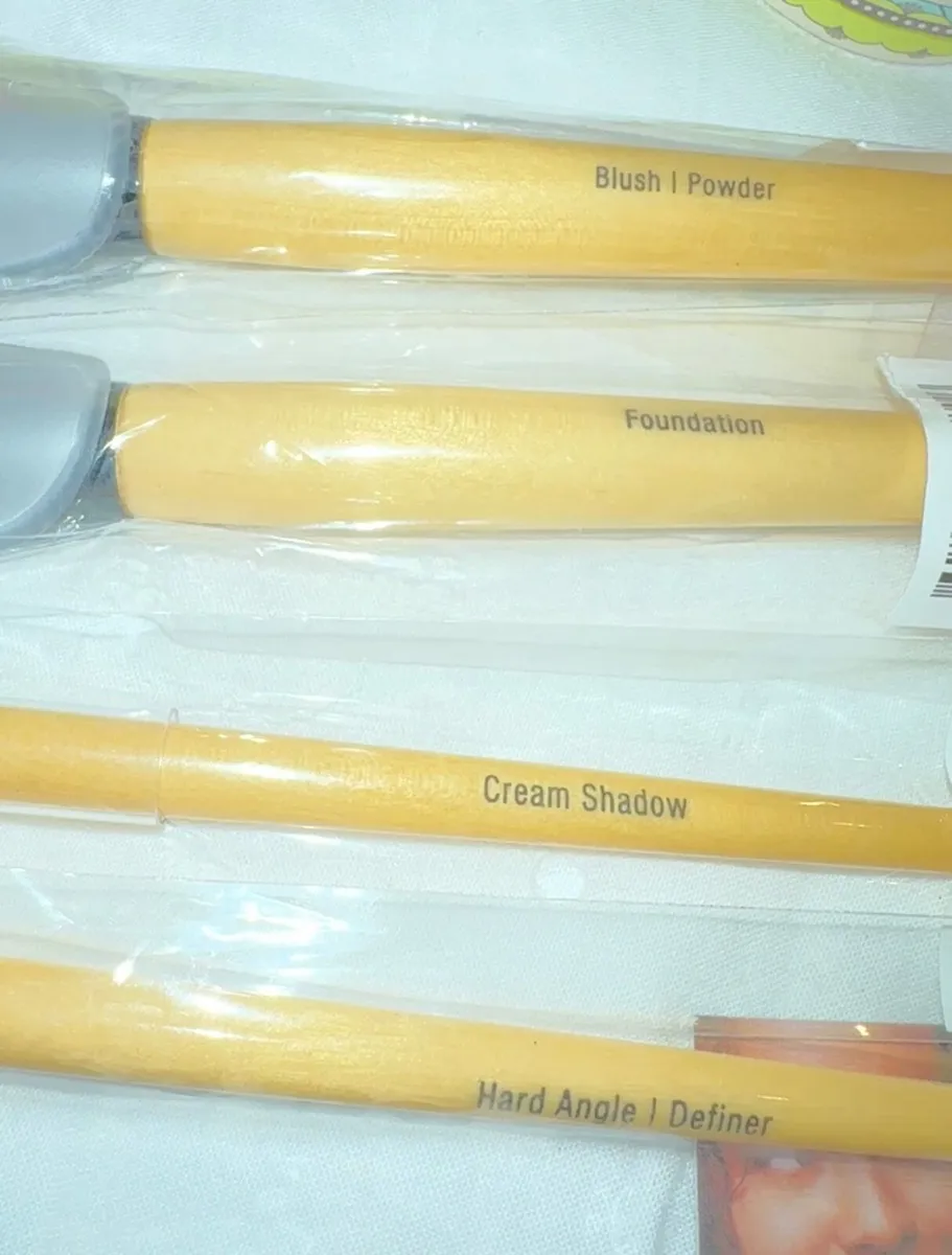 Benefit Make Up Gift set - Image 2