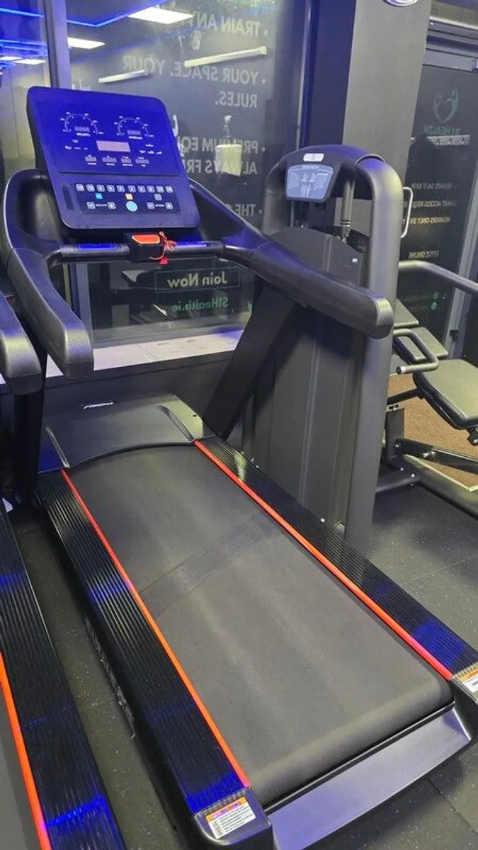 Brand New Commercial Treadmil - Image 3