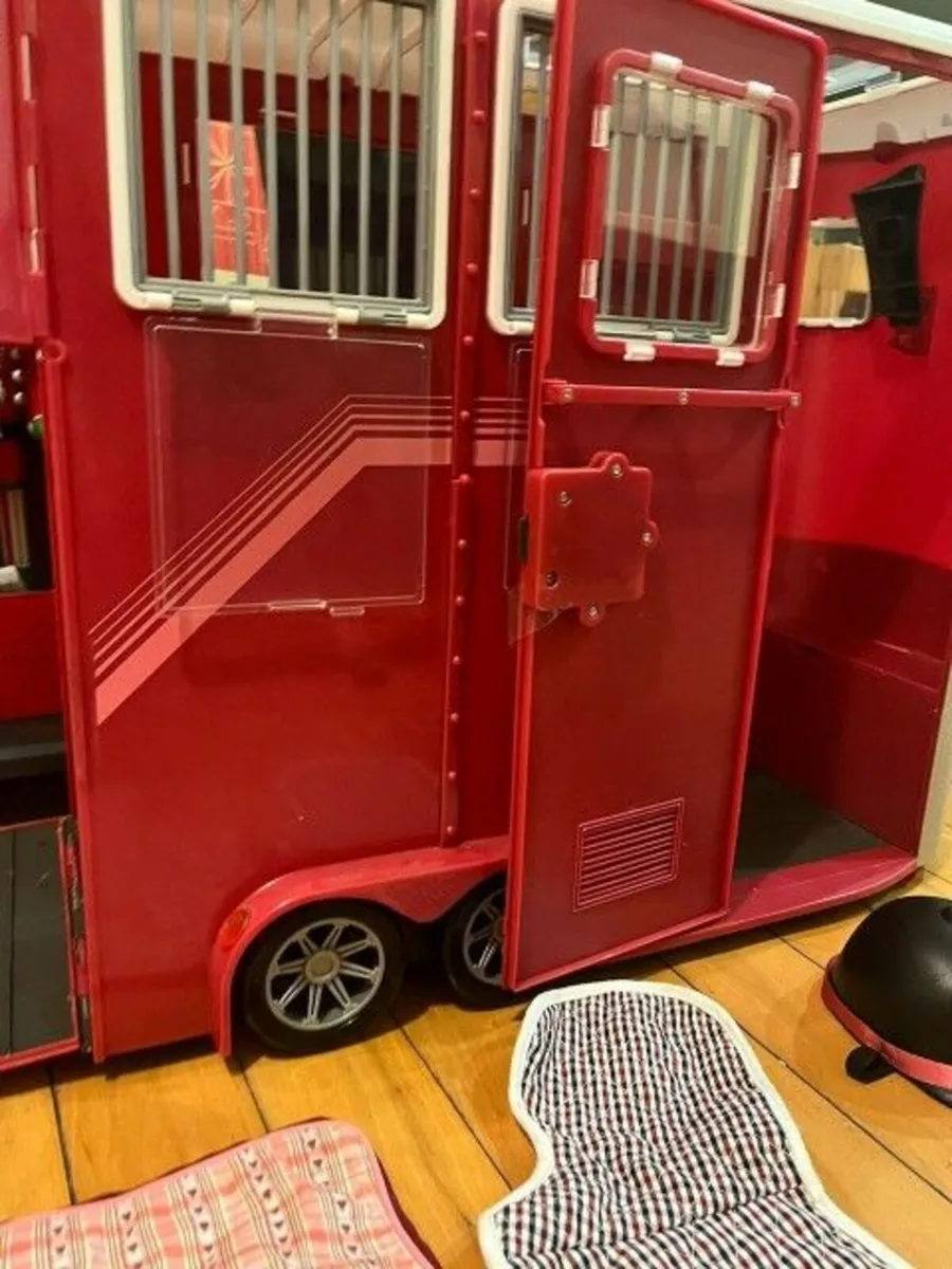Our Generation Doll - Horse Box & Stable - Image 1