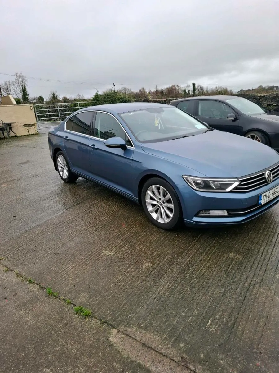 2017 Vw passat - Image 1
