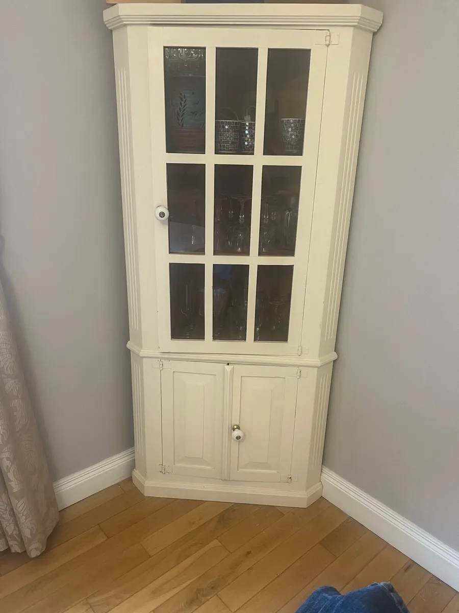 House furniture - Image 2