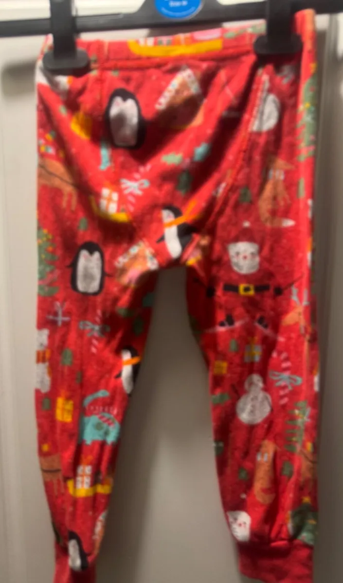 Girls Christmas pyjamas. - Image 2