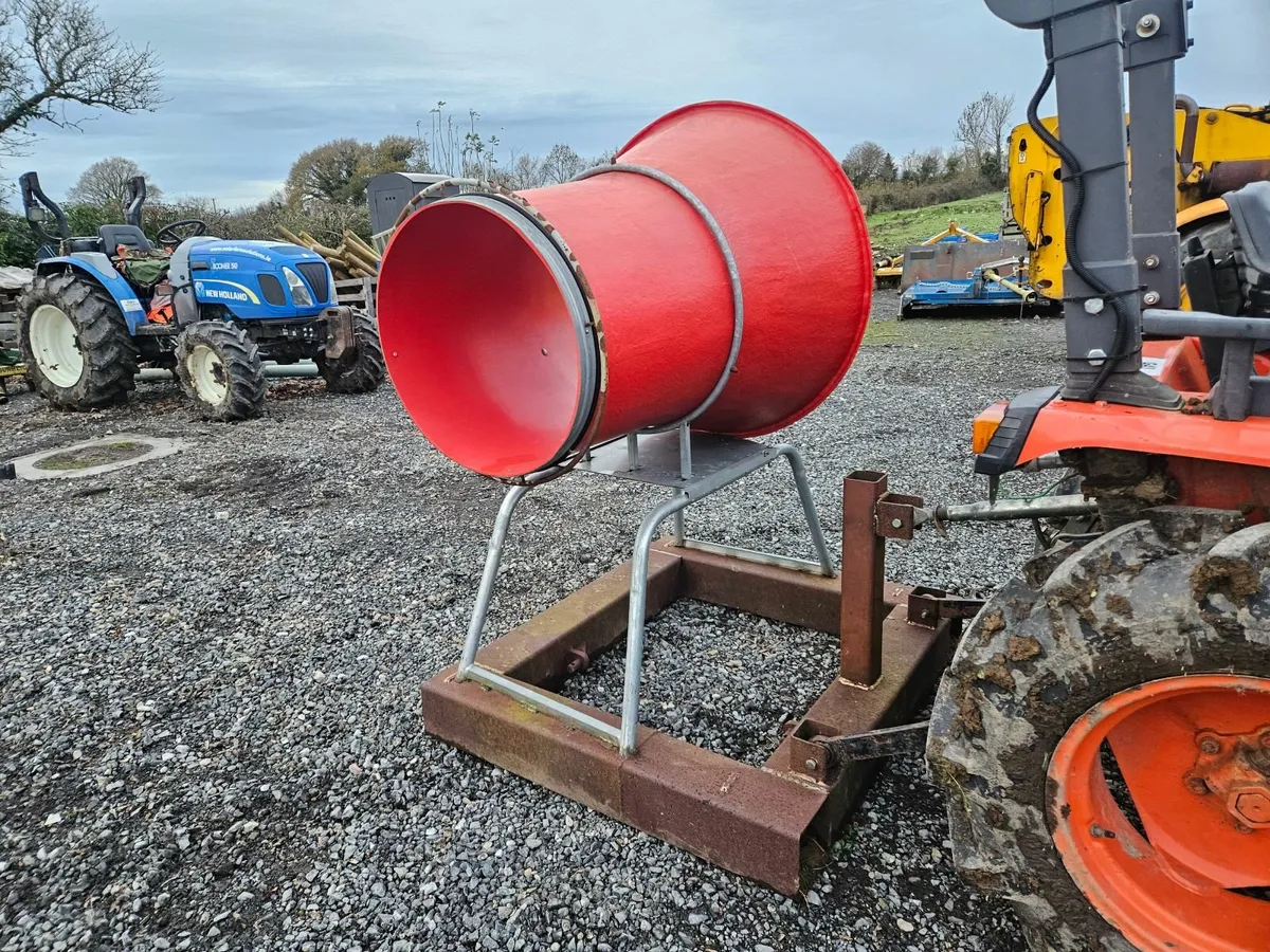 Christmas tree netter - Image 2