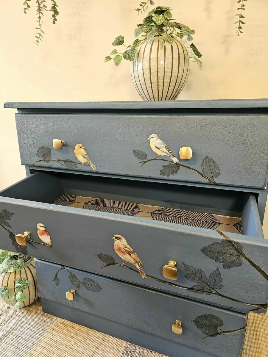 Chest of drawers - Image 4