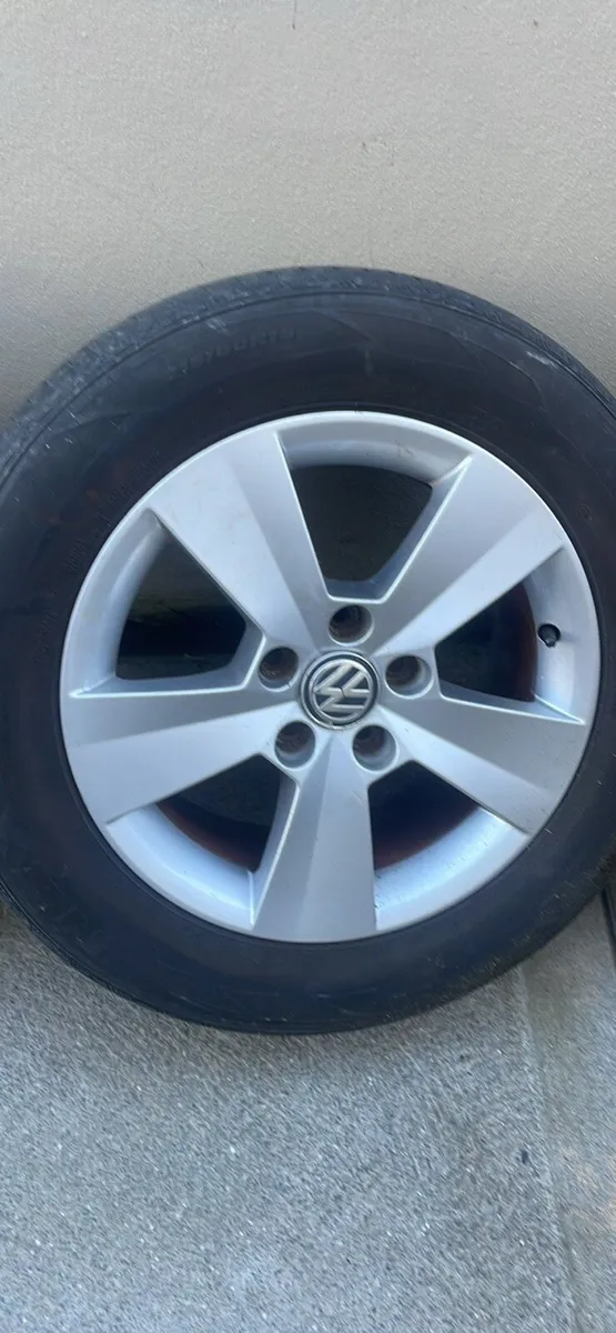 Volswagen alloys 16” - Image 2