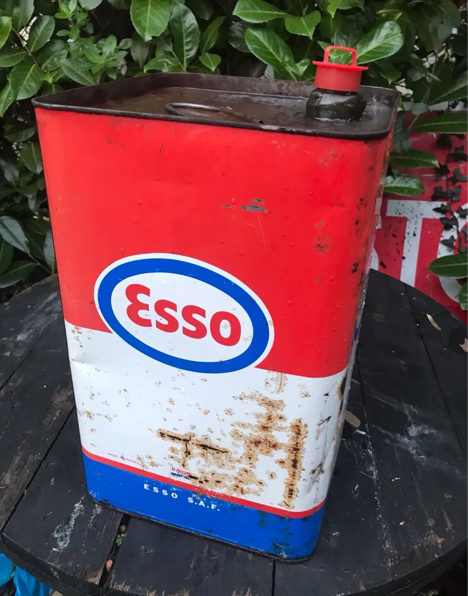 Vintage Esso oil can - Image 1