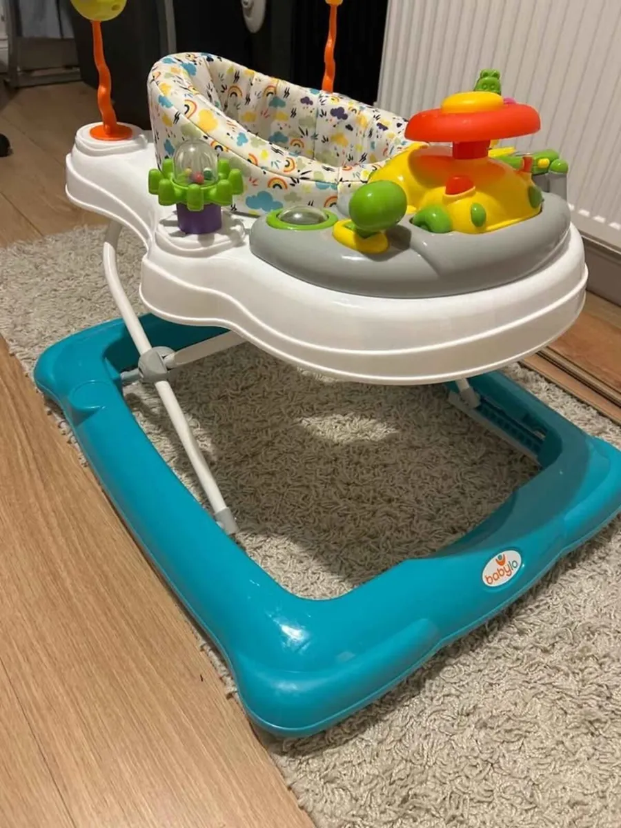 Baby walker - Image 1