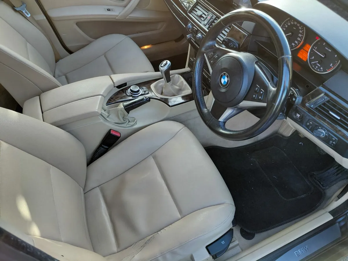 €2950.Nct today2/27,taxed,only 128mls,mint cond. - Image 3