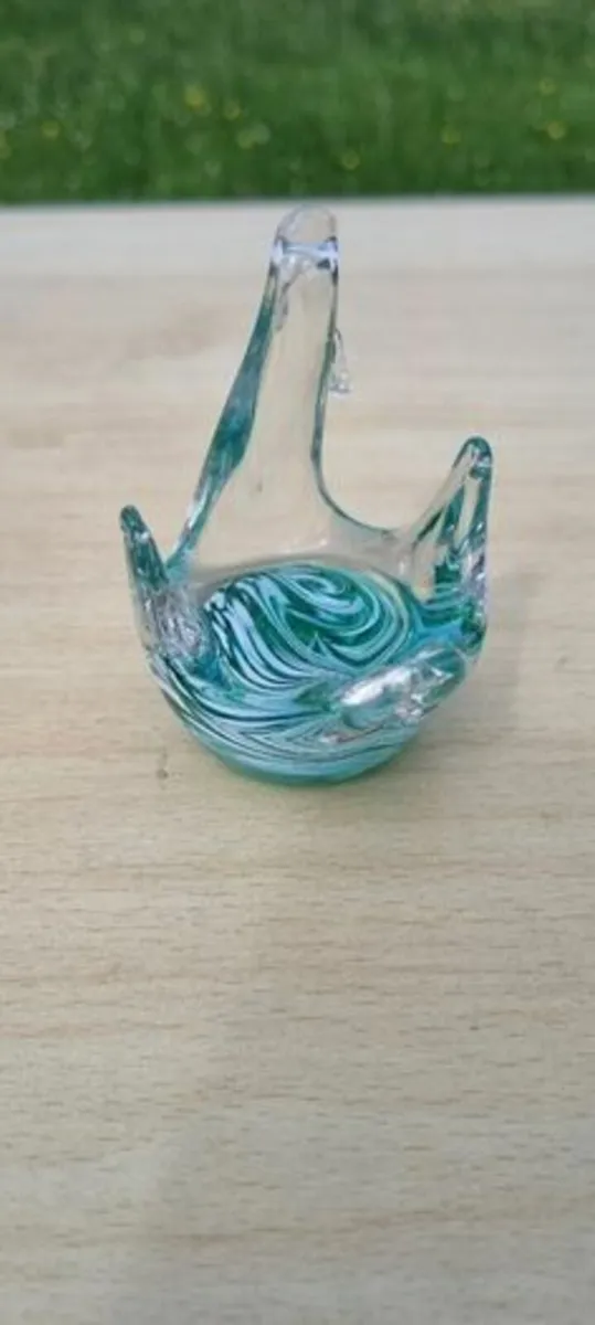 Vintage Isle of Man St. John's Crystal Swan - Image 4