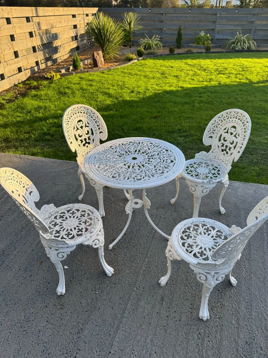 Garden furniture - Image 2