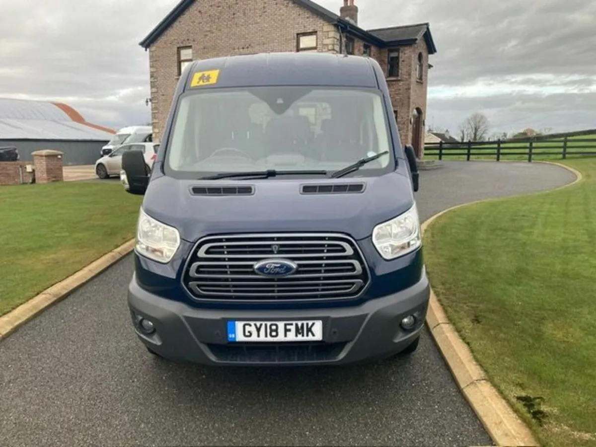 2018 FORD TRANSIT 410 TREND MINIBUS - Image 2