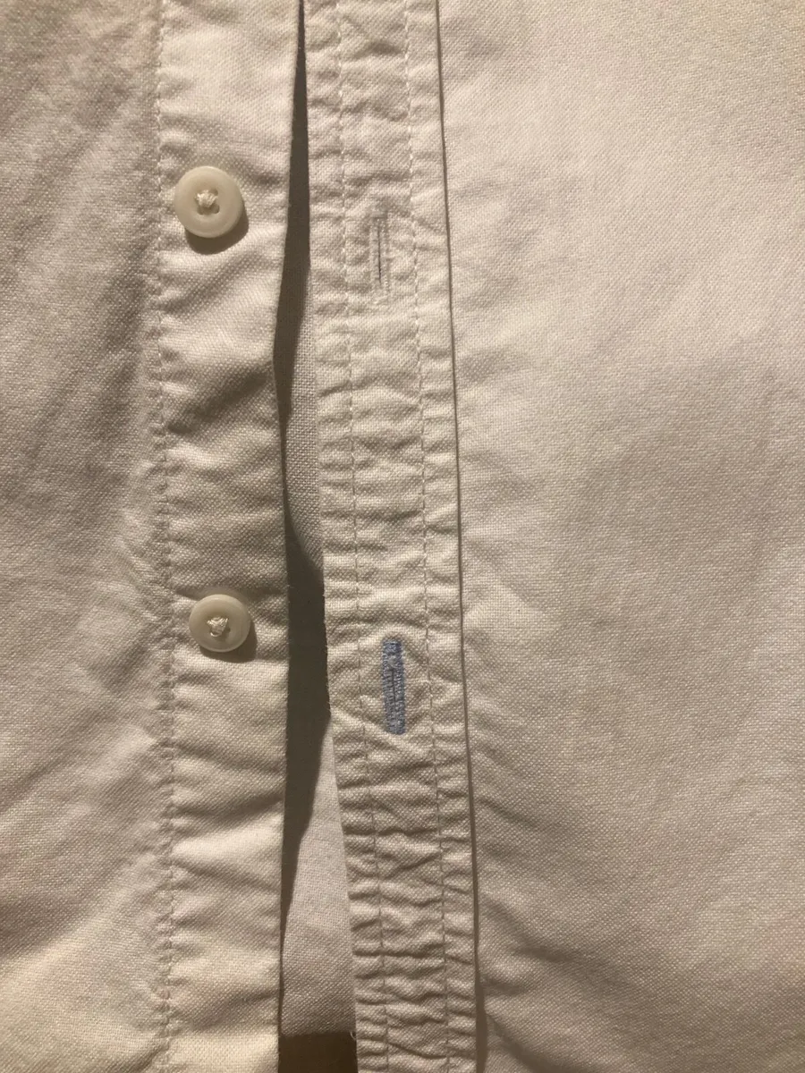 AS NEW Boys white cotton shirt with blue detail - Image 4