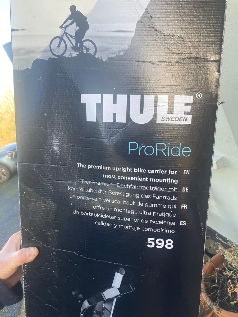 THULE ProRide car bike rack - Image 1