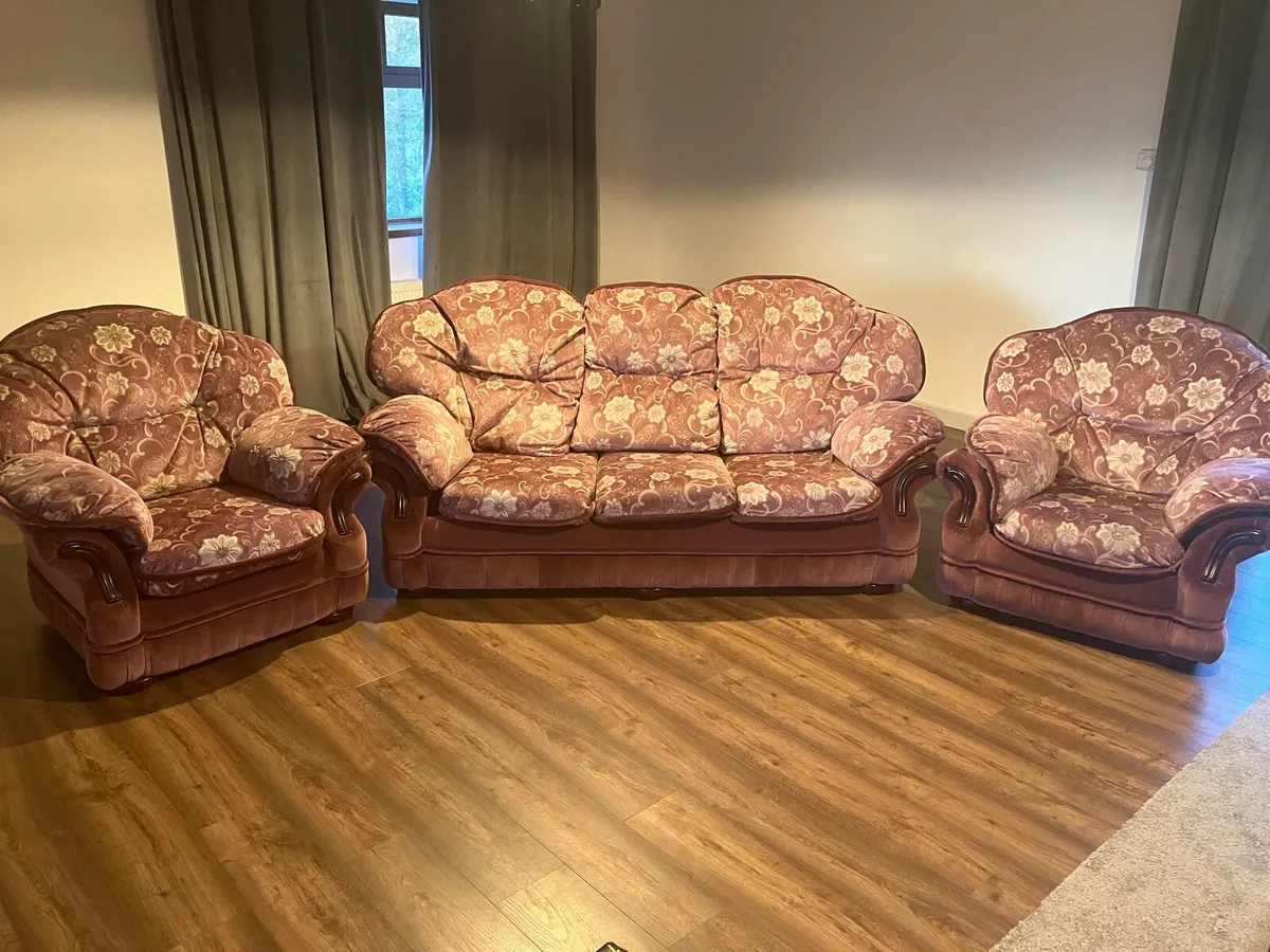 Couch and Two Armchairs - Image 2