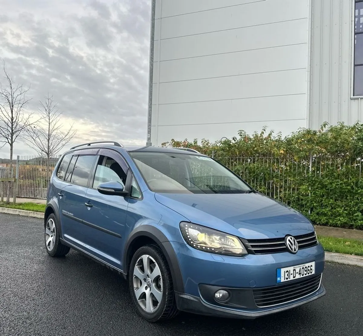 2013 Volkswagen Touran 1.4 Tsi Auto - Image 2